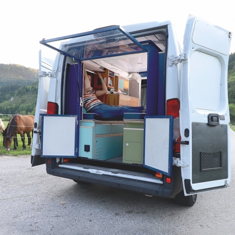 Przekształć dowolnego vana w kampera w 5 minut - zdjęcie 5